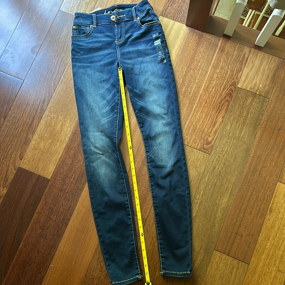 NWT INC Skinny jeans size 2